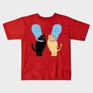 Crocs shoes hat Cat, London's Beefeaters cat Kids T-Shirt